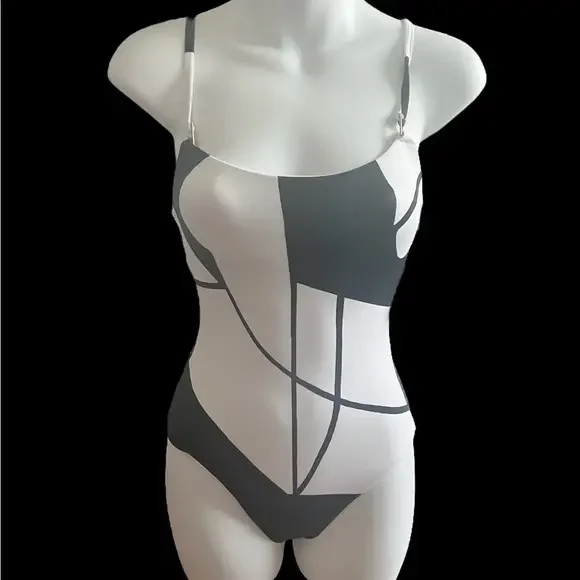 Swiminista by James Peter Henry Black & White Marvelous LaPeer One Piece XS NWT - Picture 1 of 5